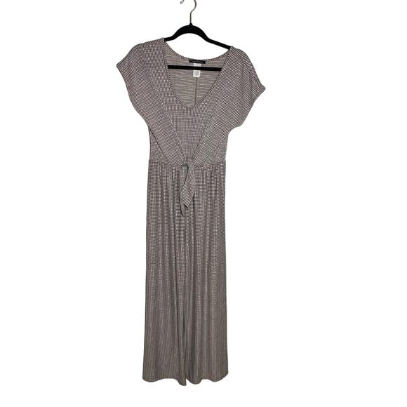 Caution To The Wind Pants - Tan And White V-Neck Lightweight Jumpsuit Sz M